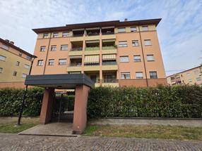2 Locali in Affitto